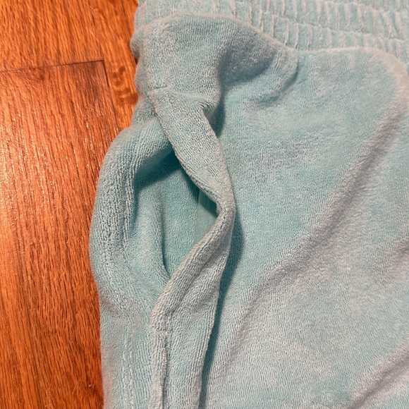 Victoria’s Secret Short - Picture 3 of 7